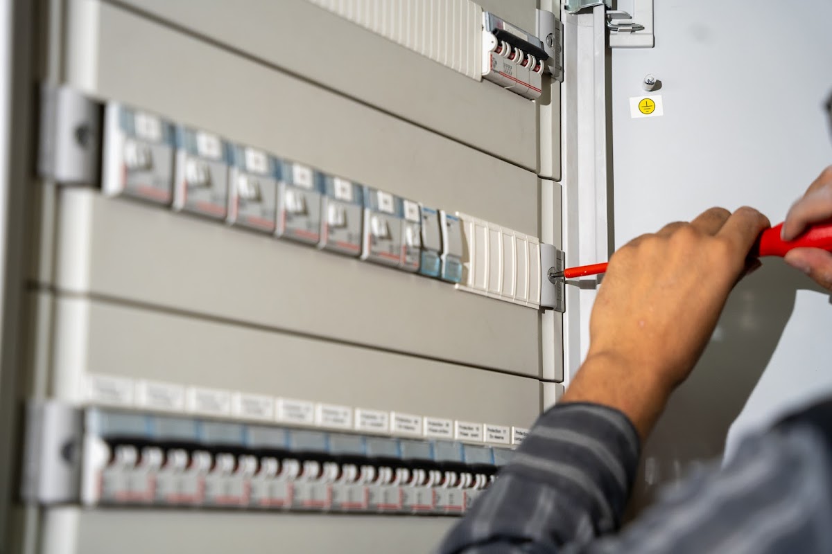 Solutions Électriques 24h/7j