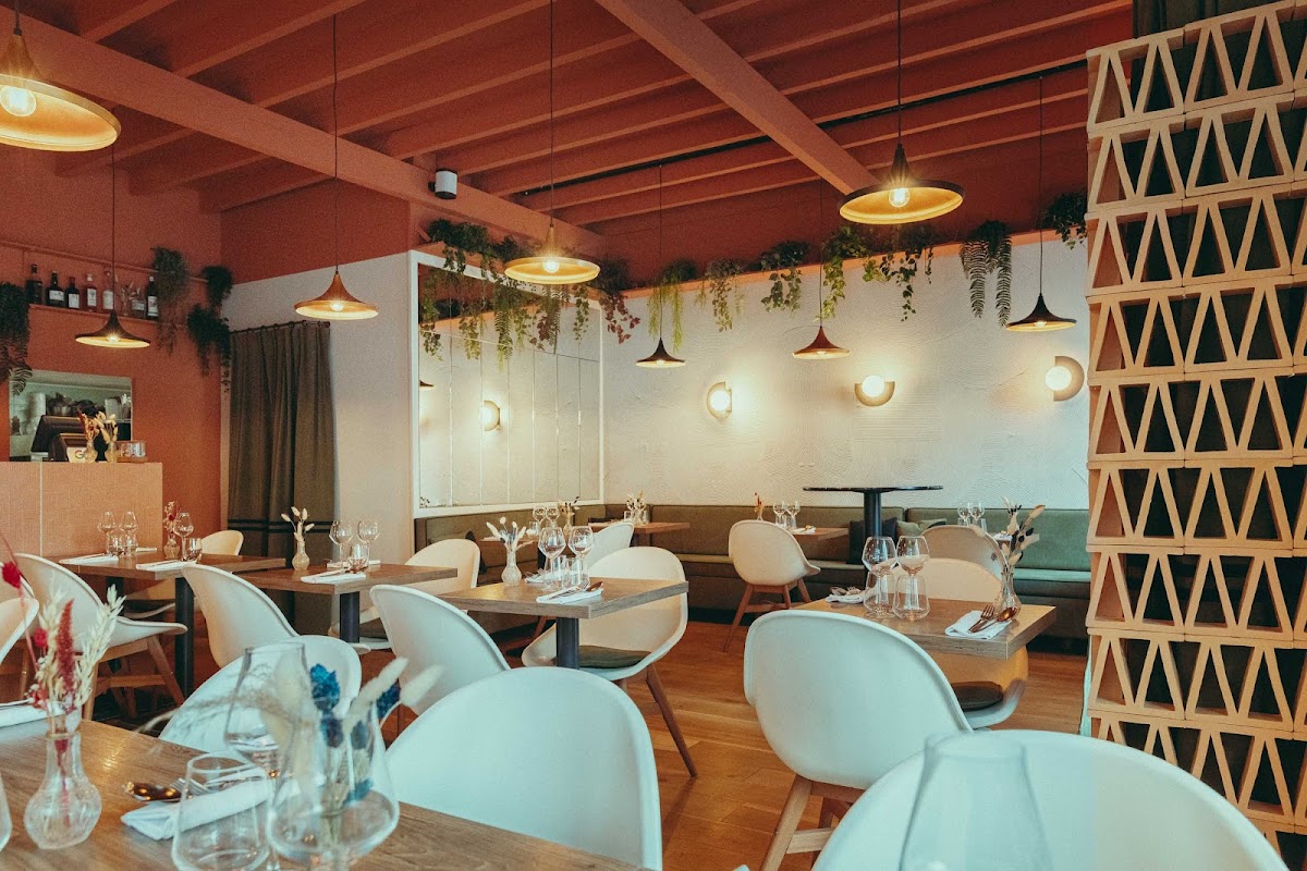 Bibliothèque des Six-Bonniers