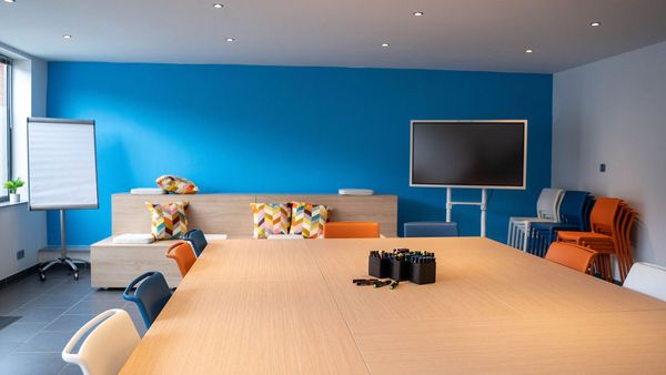 School Of La Facilitation