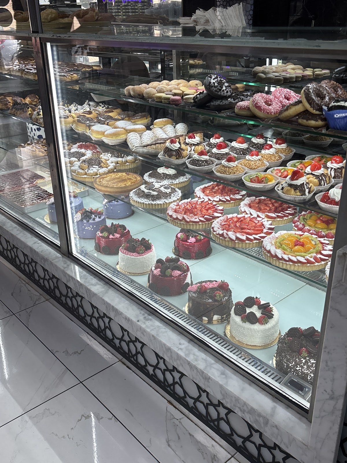 Hazar Bakery