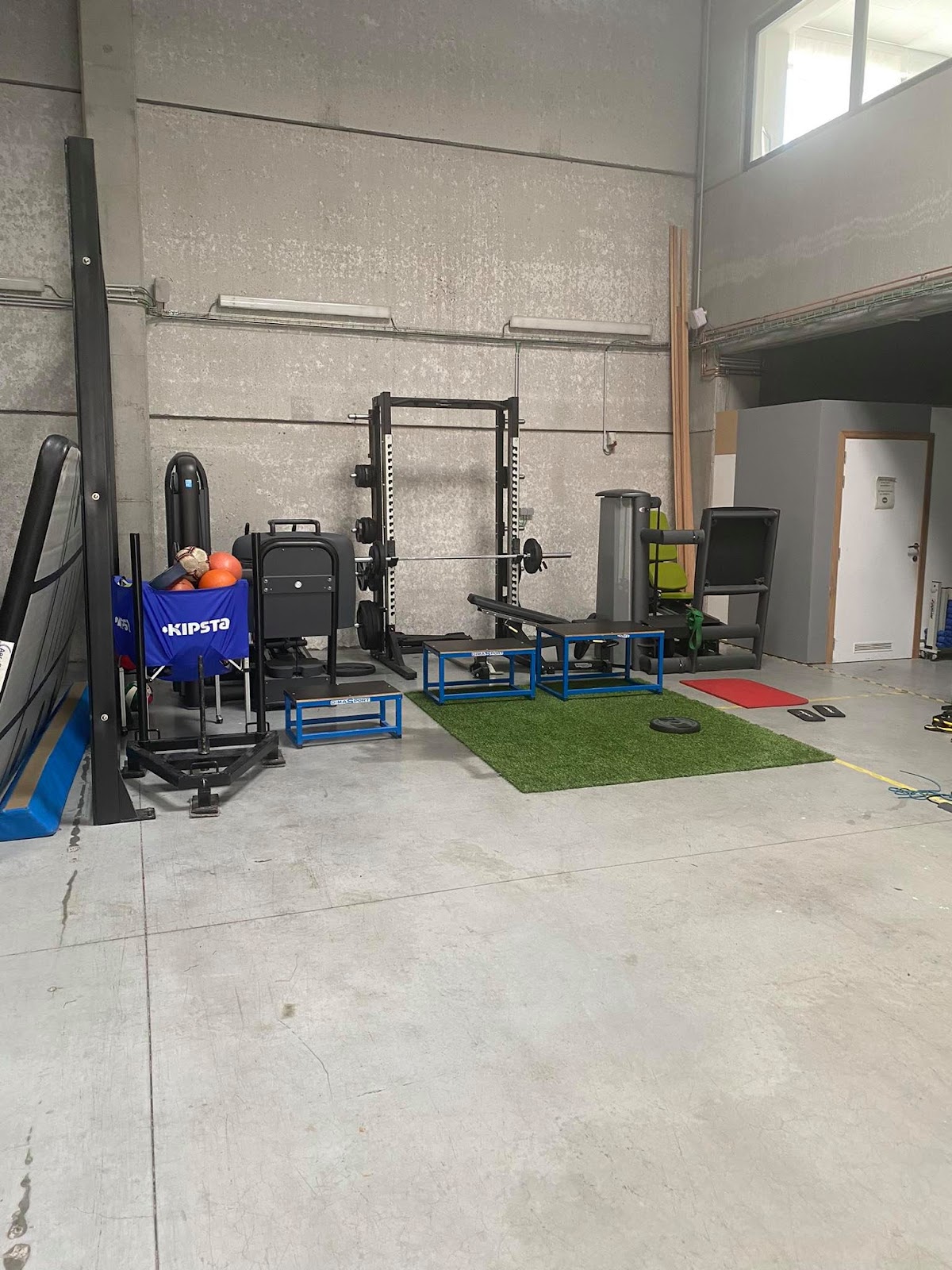 J&J KinéSportCenter